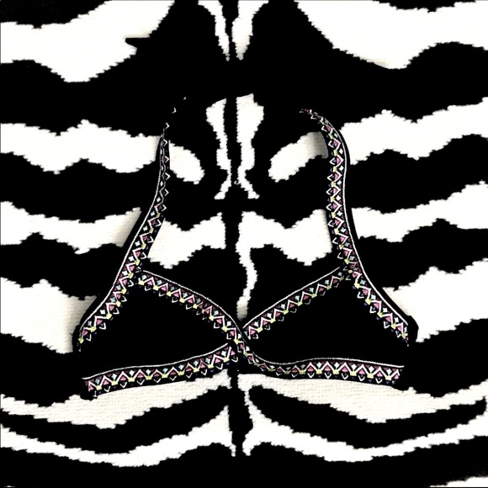PINK Victoria’s Secret Boho Trim Bikini Halter Top Size XS